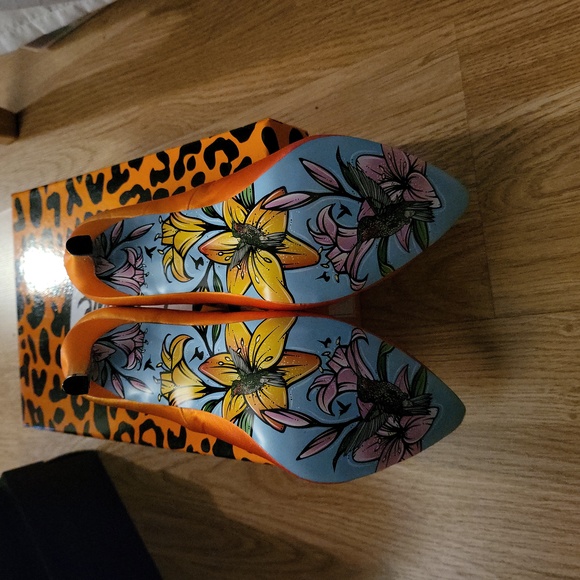 taylor reeve satin ombre pointy toe heels size 7 - Picture 4 of 5